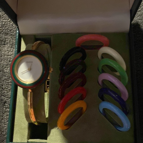 Vintage Gucci Watch - Picture 8 of 8